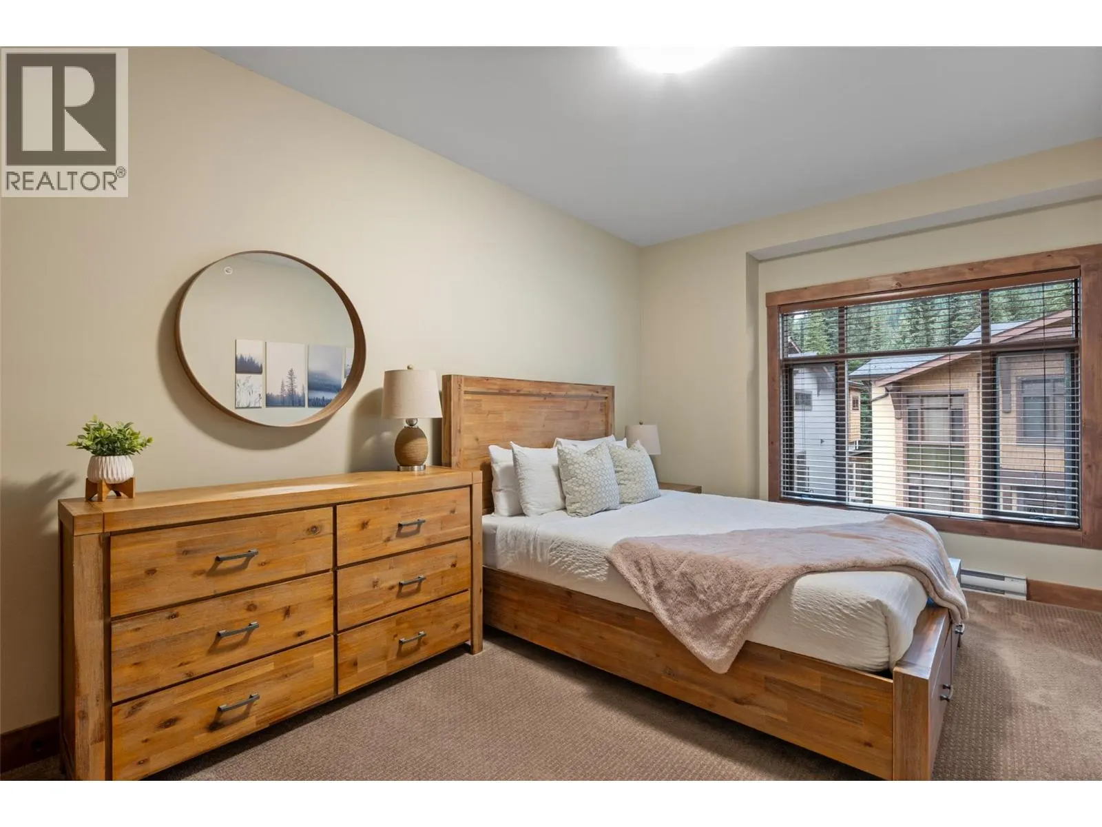 3280 Village Way Unit# 12