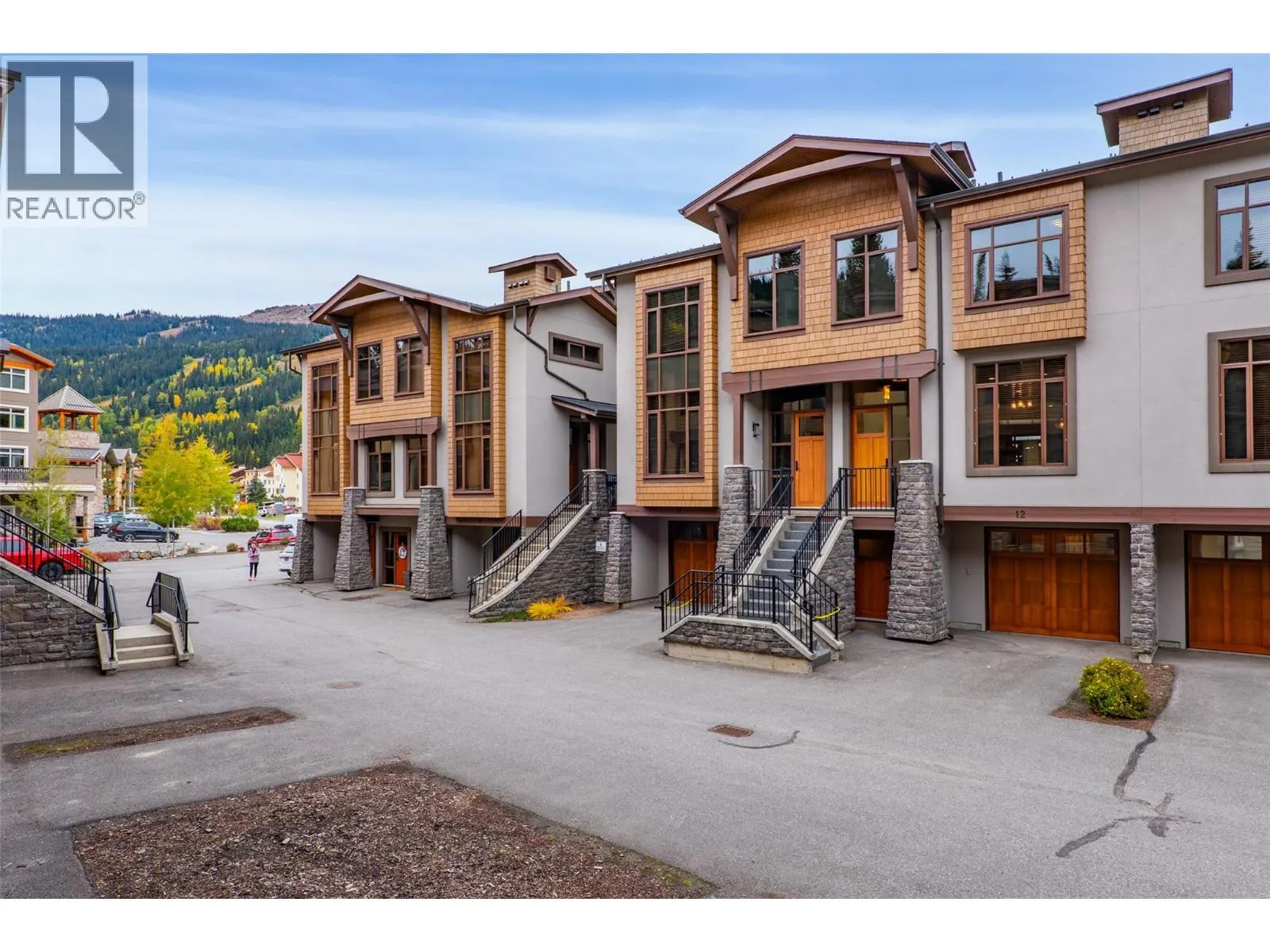 3280 Village Way Unit# 12