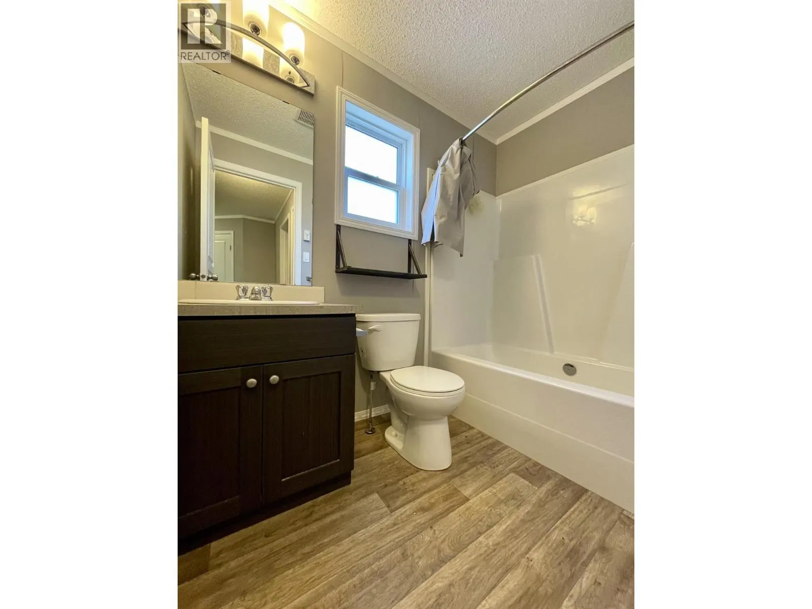 100 Aspen Drive Unit# 116