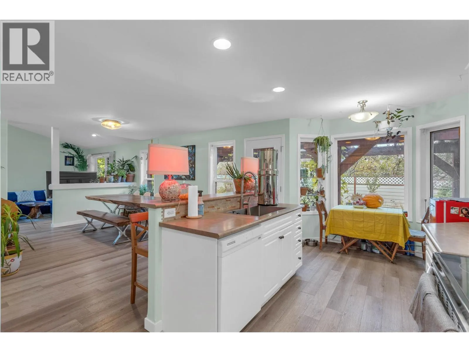 705 Stoltz Court