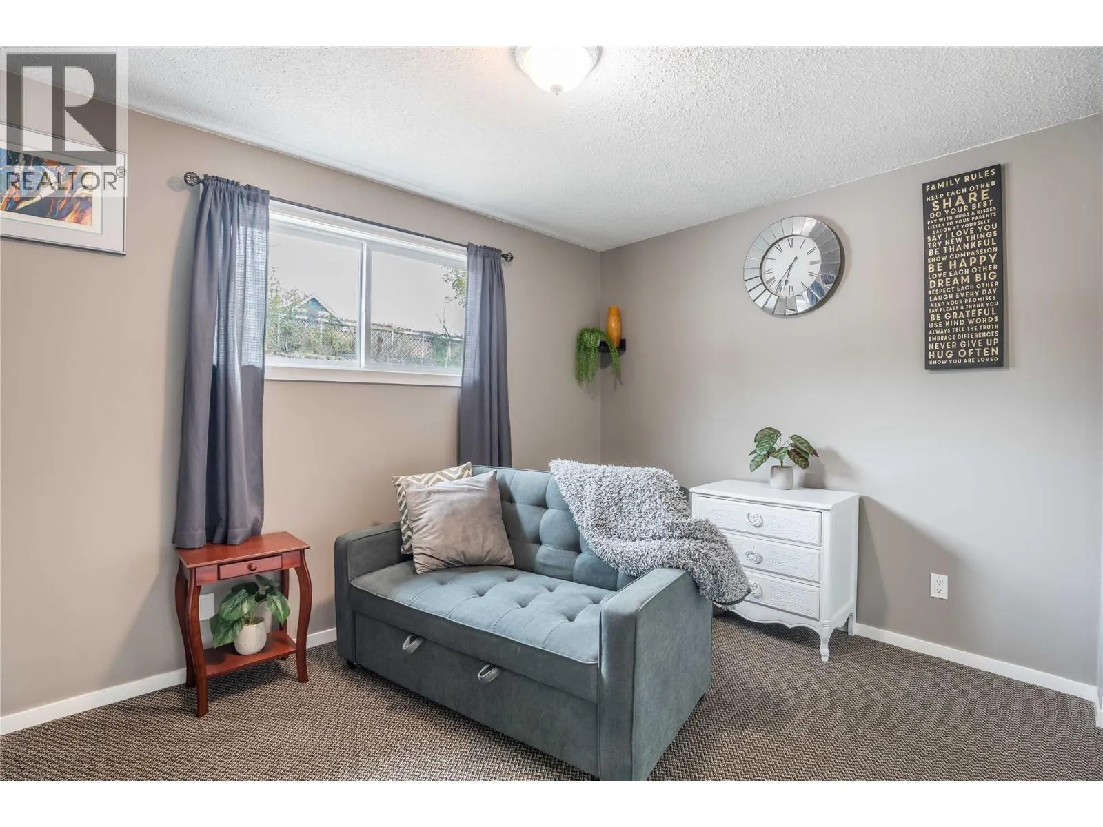 12408 CAMPBELL Crescent