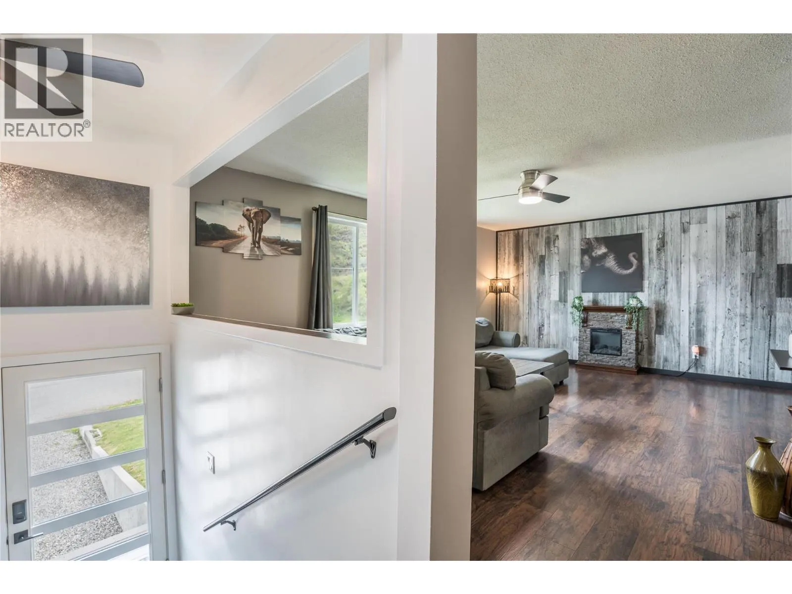 12408 CAMPBELL Crescent