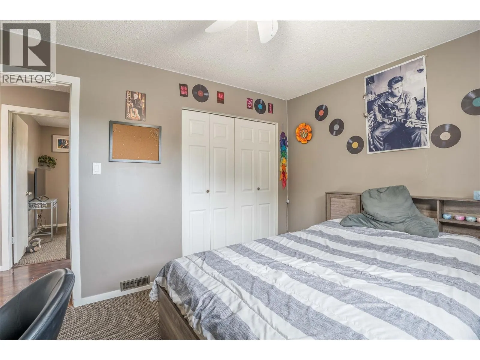 12408 CAMPBELL Crescent