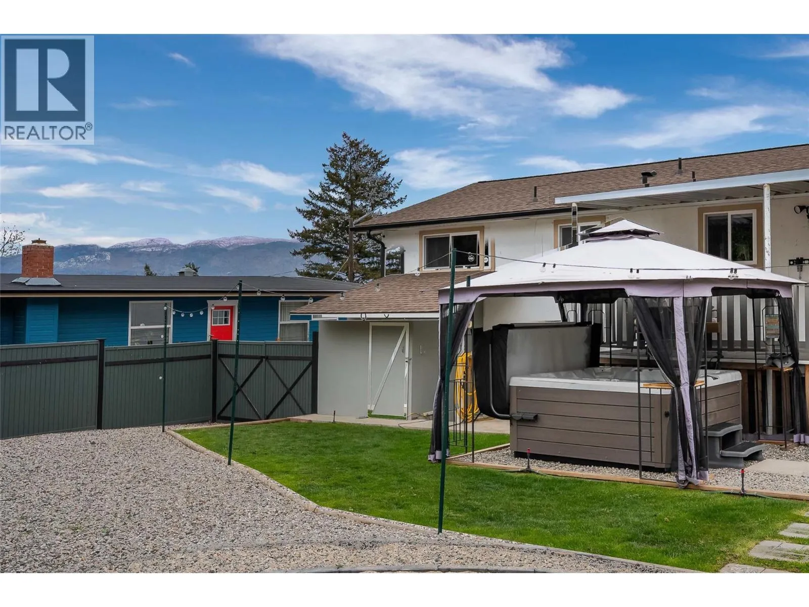 12408 CAMPBELL Crescent