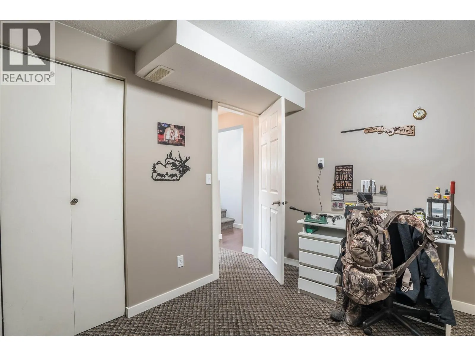 12408 CAMPBELL Crescent