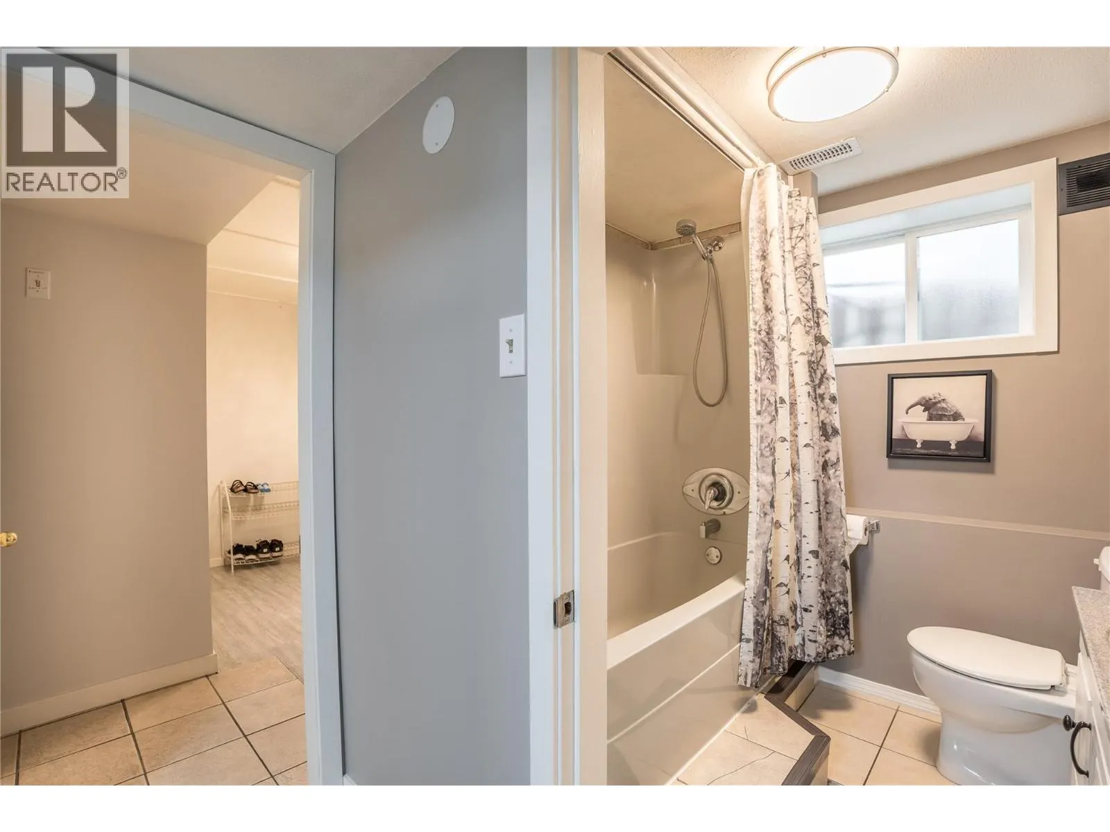 12408 CAMPBELL Crescent
