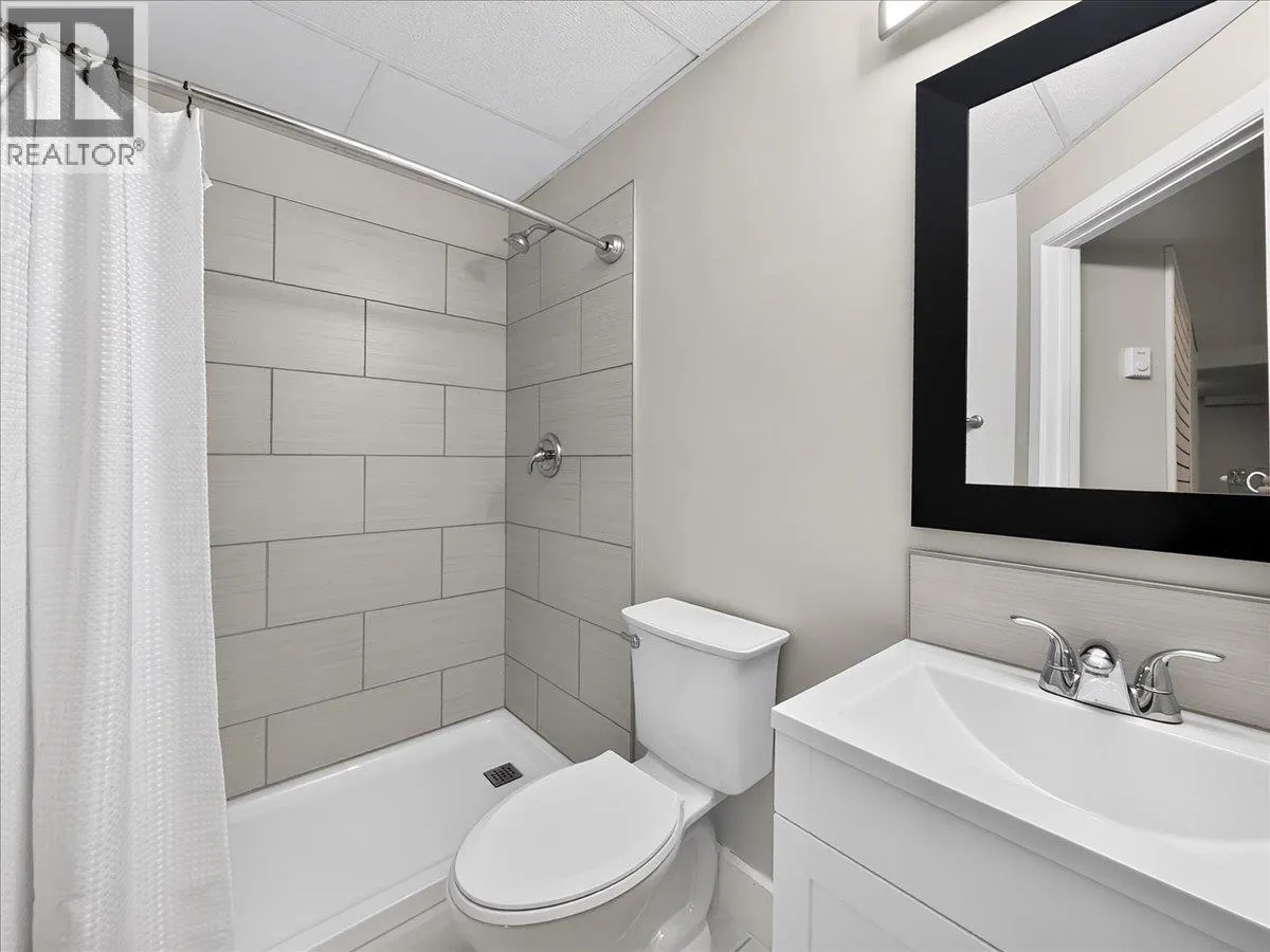 640 Upper Lakeview Road Unit# 48