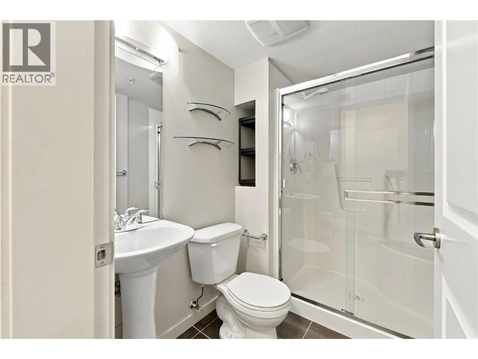 563 Yates Road Unit# 412