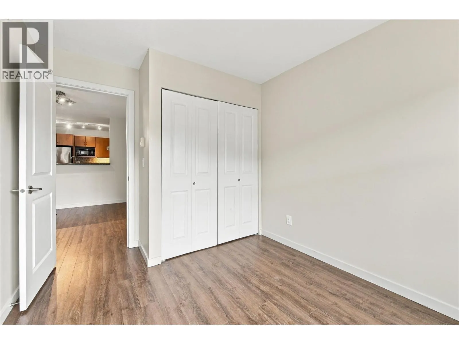 563 Yates Road Unit# 412