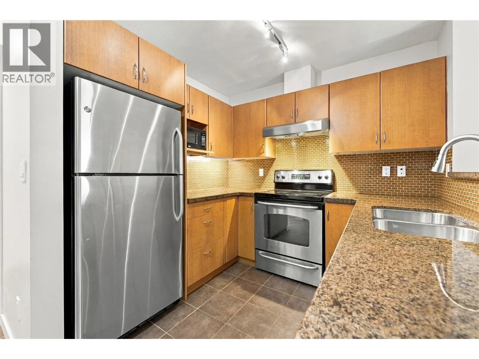 563 Yates Road Unit# 412