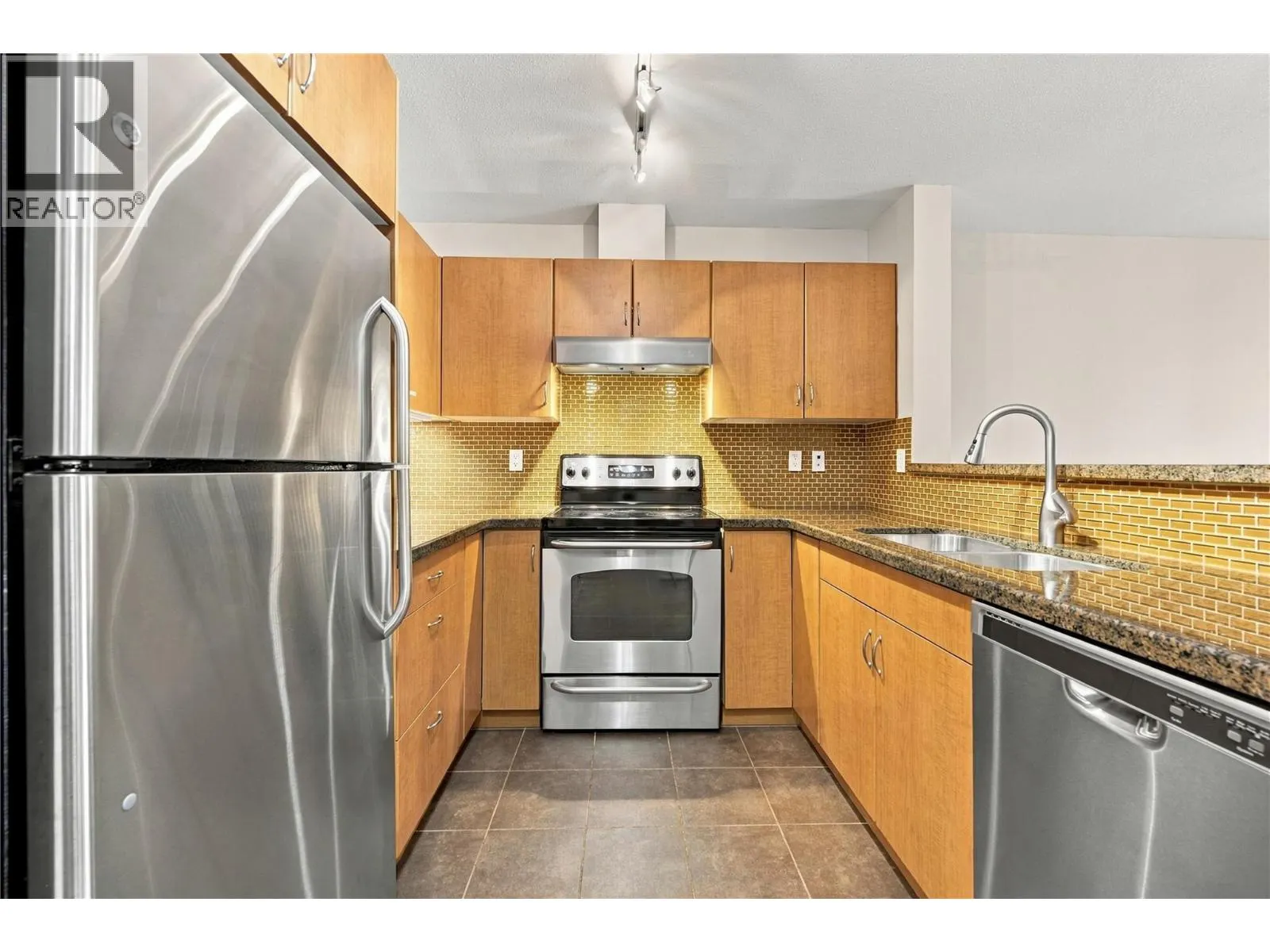 563 Yates Road Unit# 412