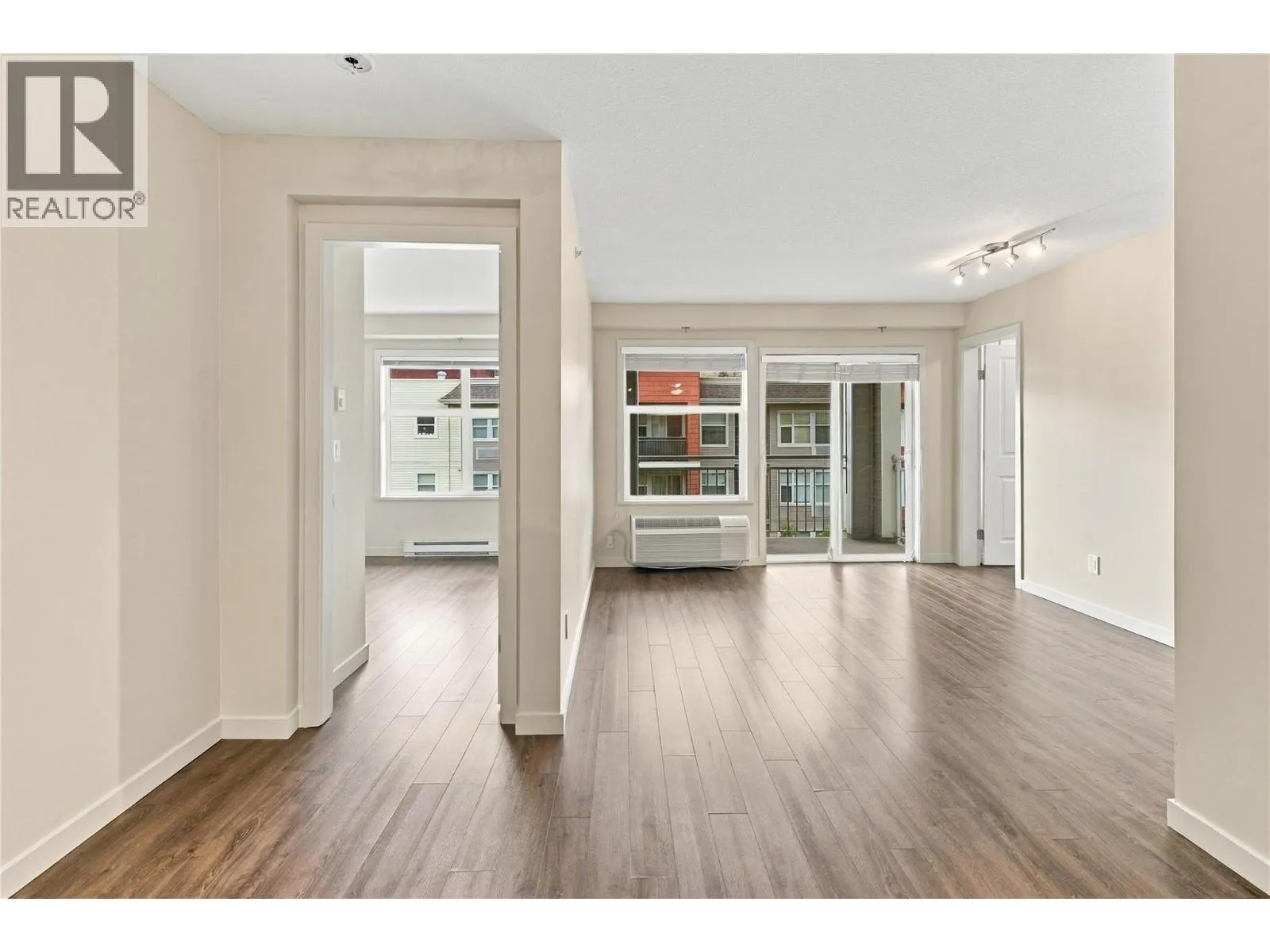 563 Yates Road Unit# 412