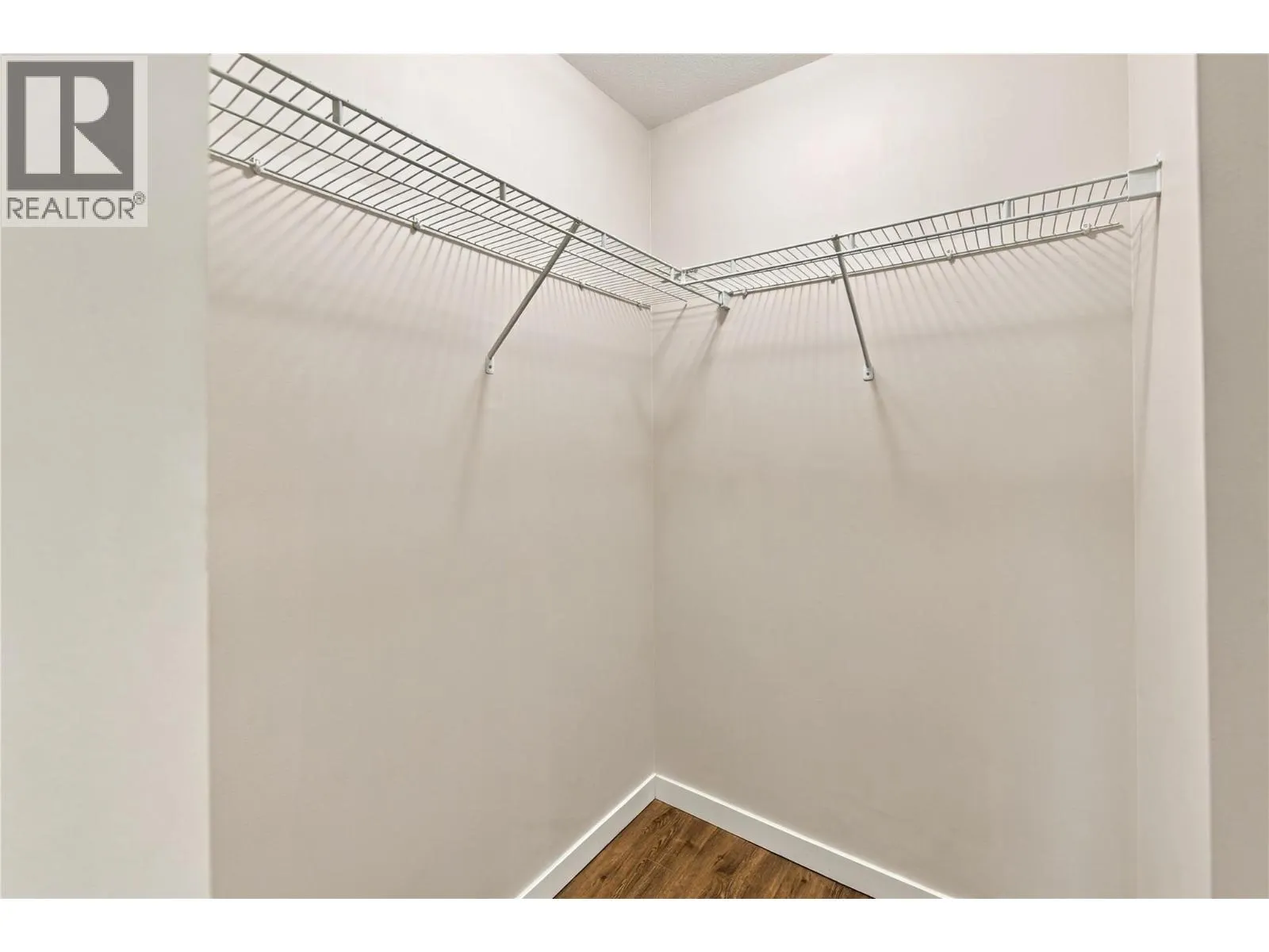 563 Yates Road Unit# 412