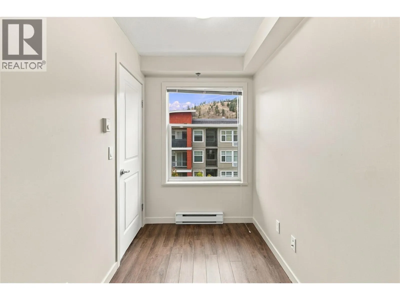563 Yates Road Unit# 412
