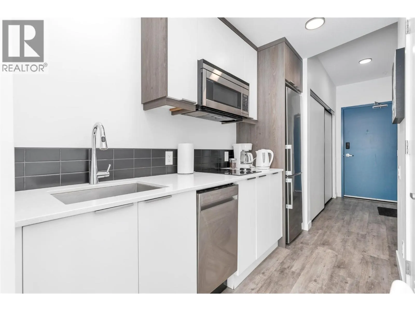 1083 KLO Road Unit# 204