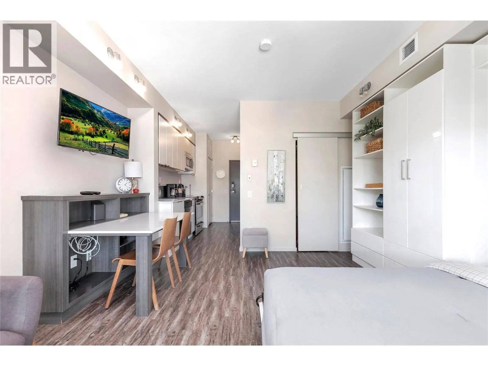 1290 St. Paul Street Unit# 406