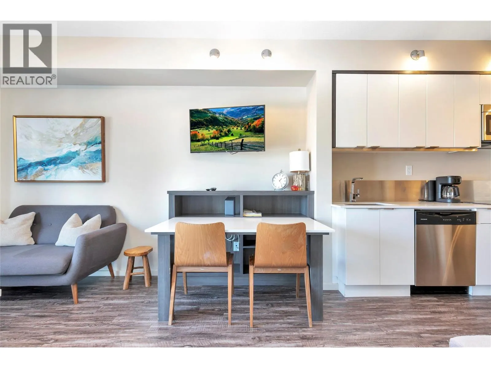 1290 St. Paul Street Unit# 406