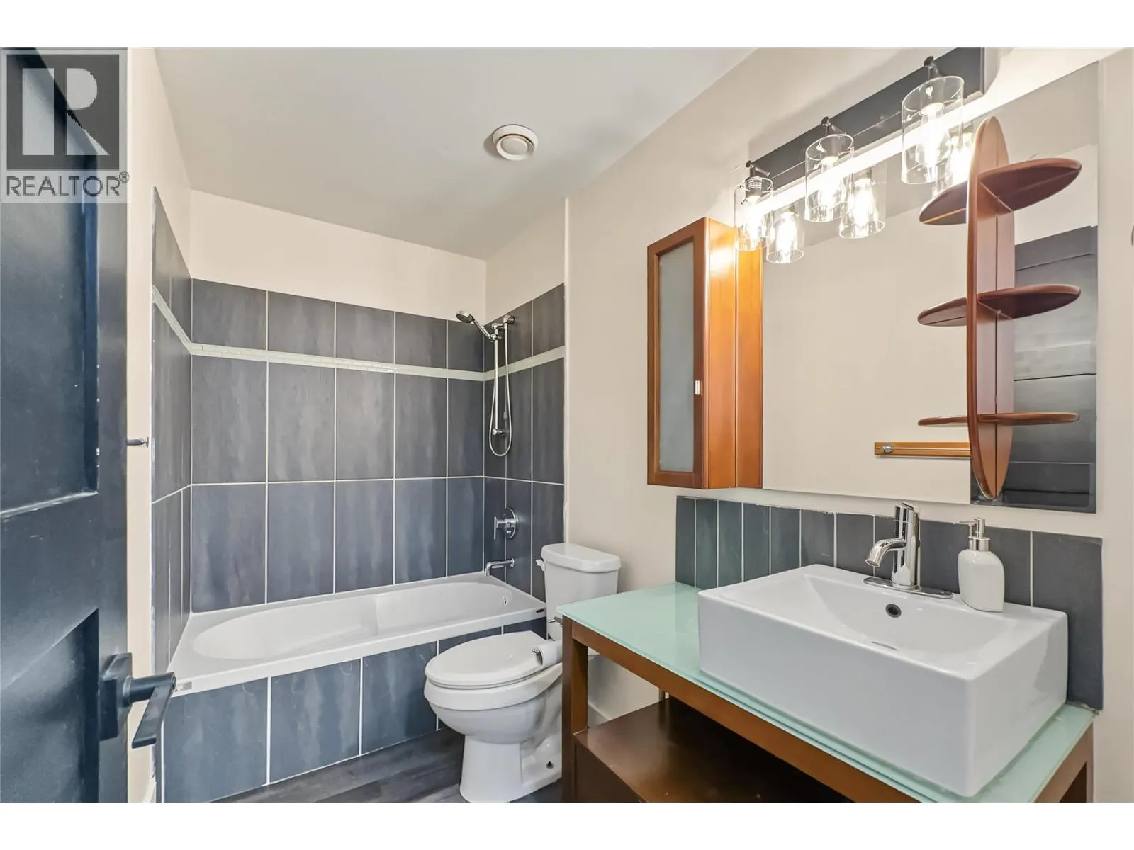5030 Snowbird Way Unit# 406