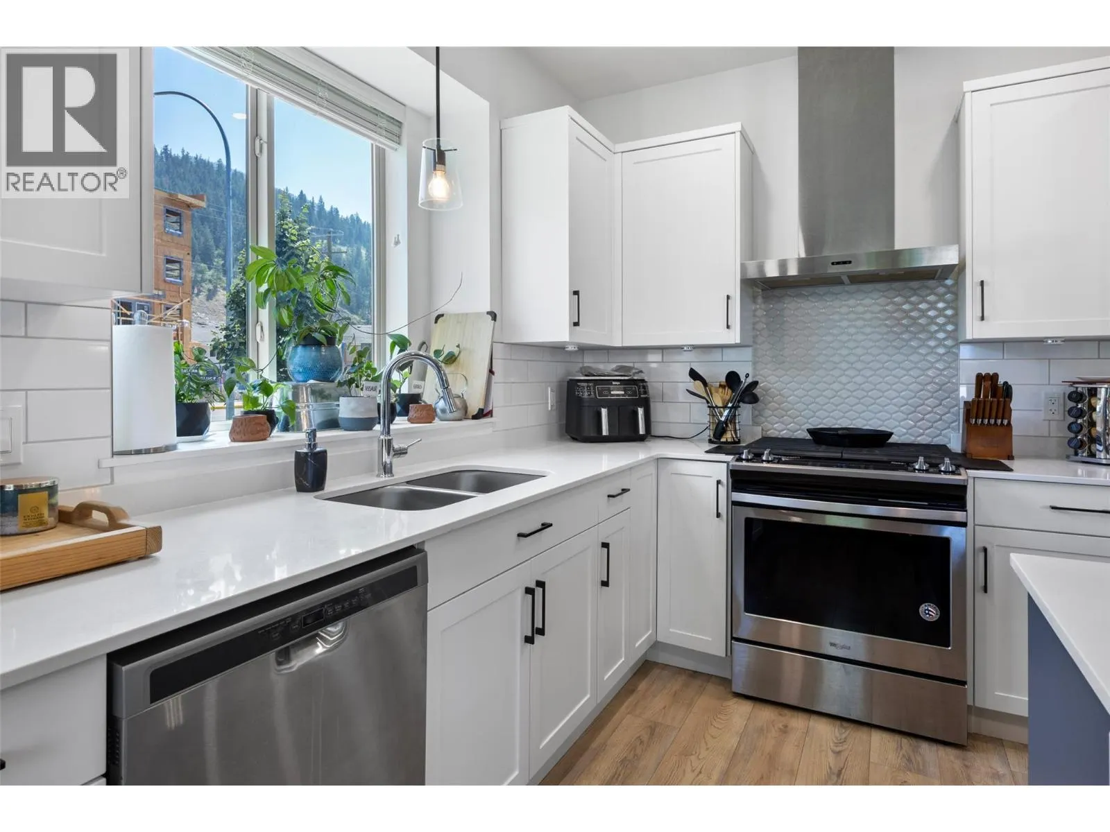 220 Shepherd Road Unit# 1
