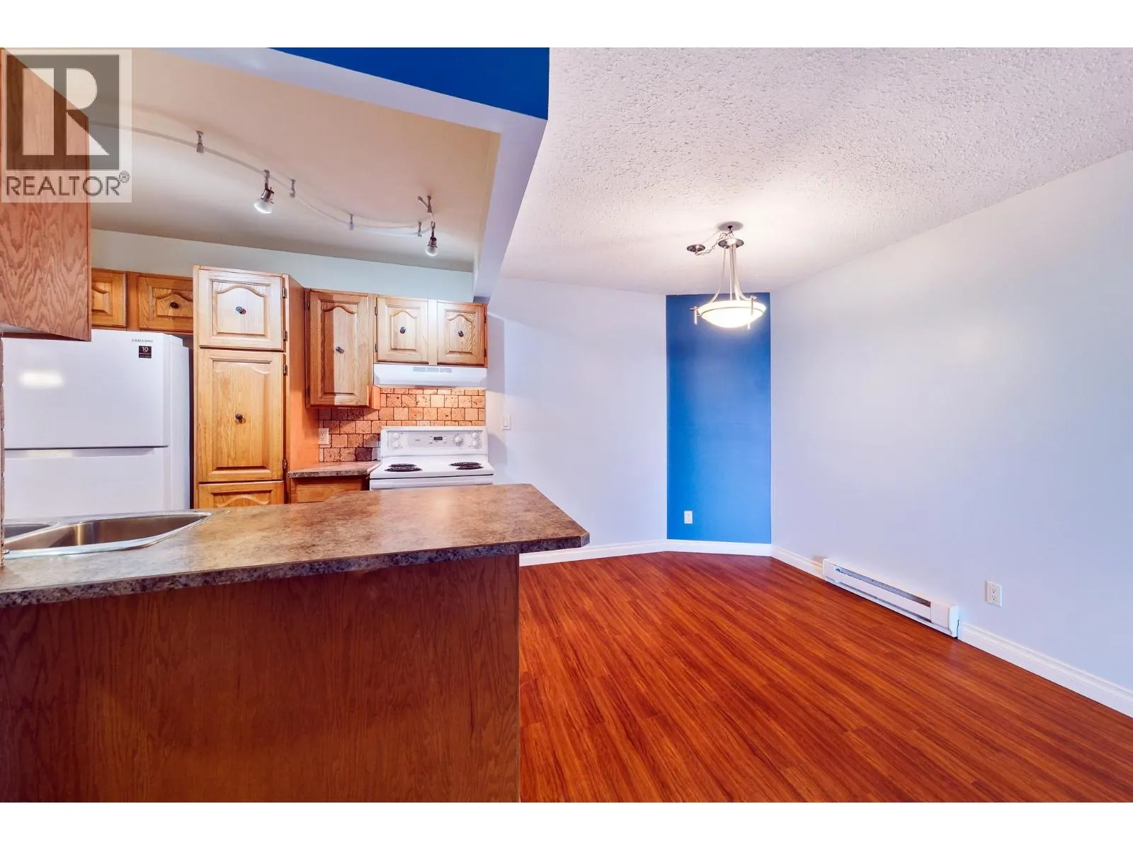 1801 32 Street Unit# 303