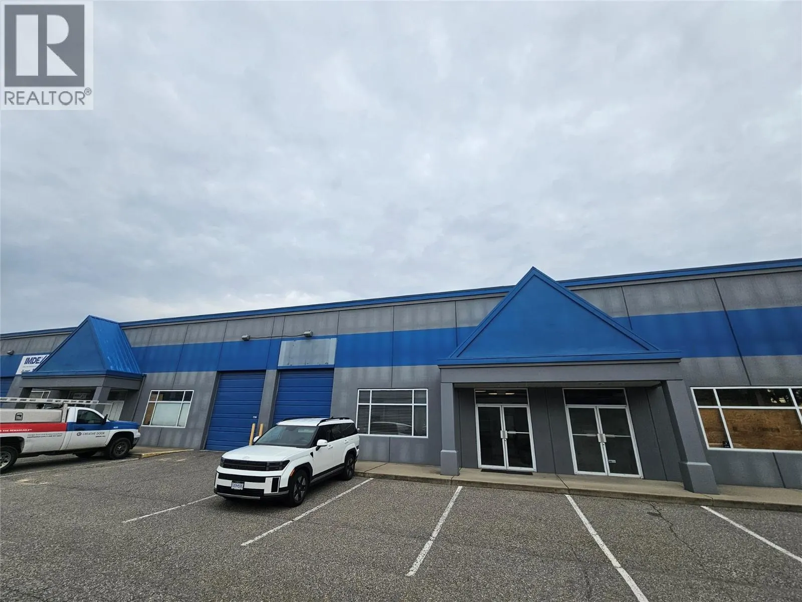 2600 Acland Road Unit# 3 & 18