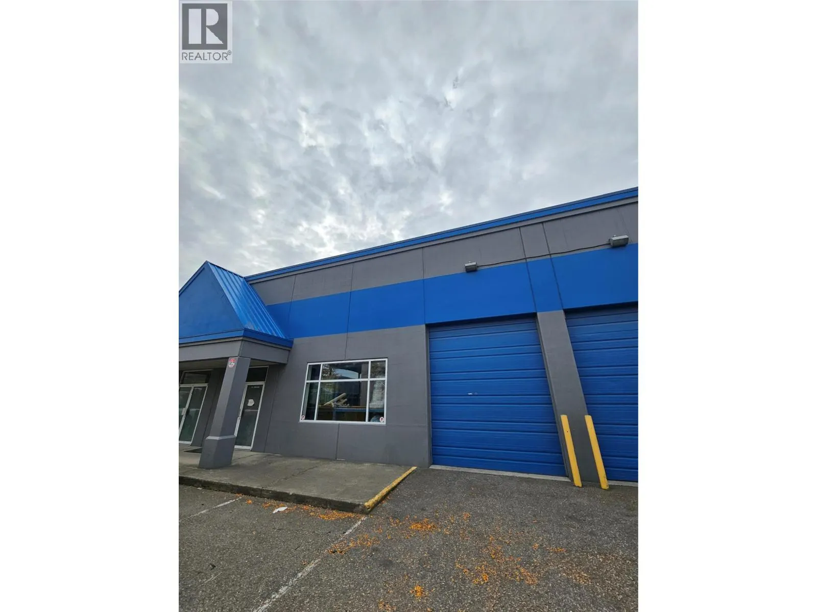 2600 Acland Road Unit# 3 & 18