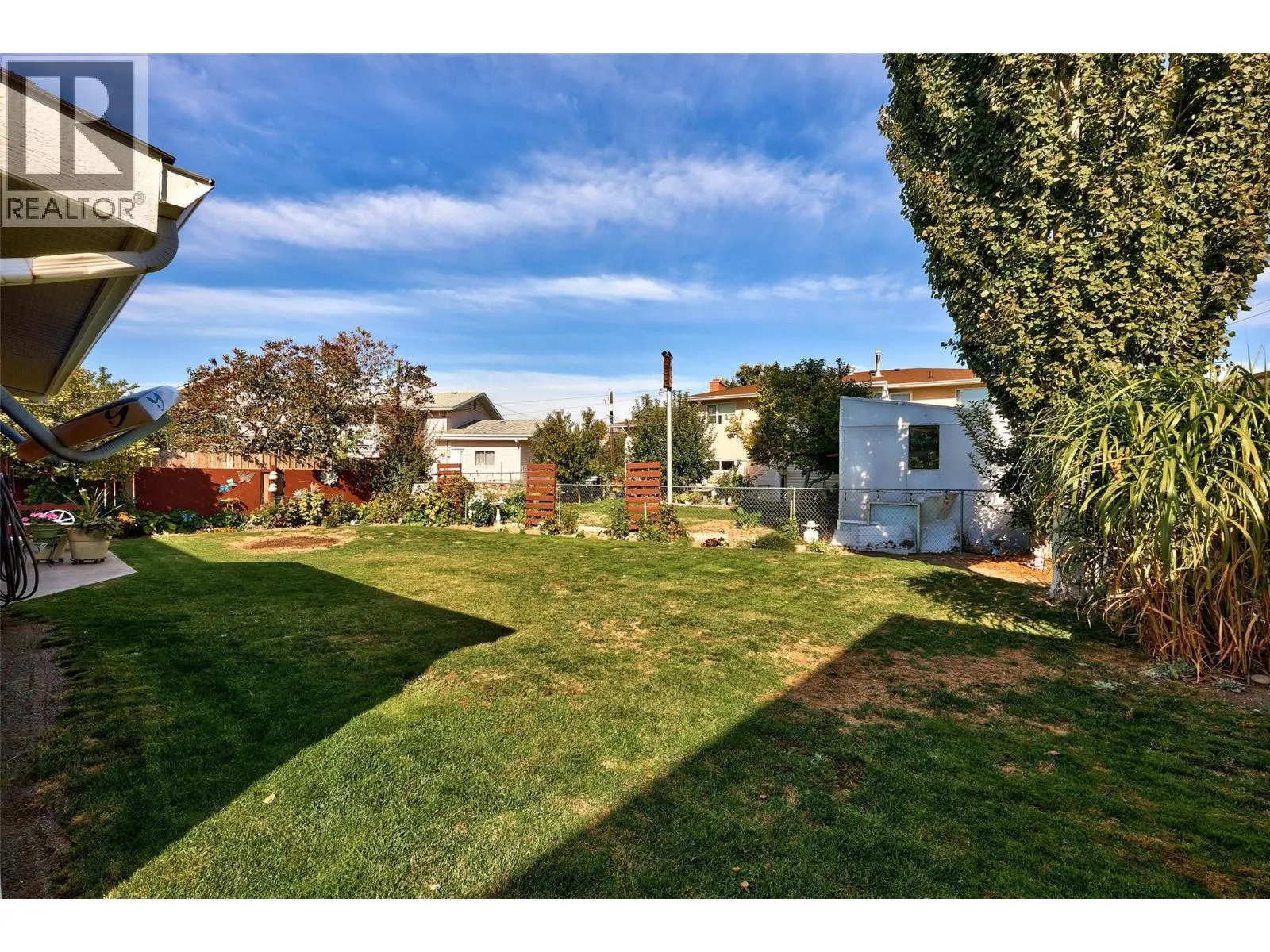 732 Ivy Avenue