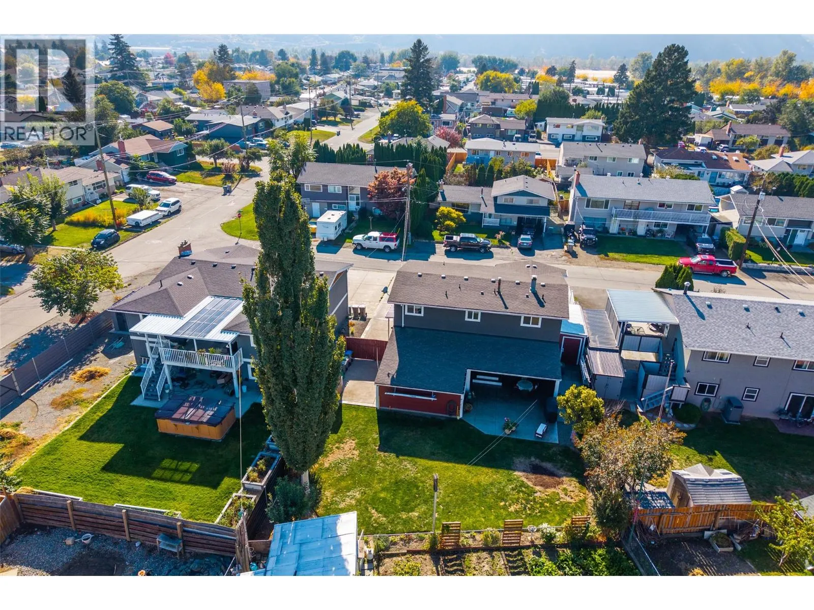 732 Ivy Avenue