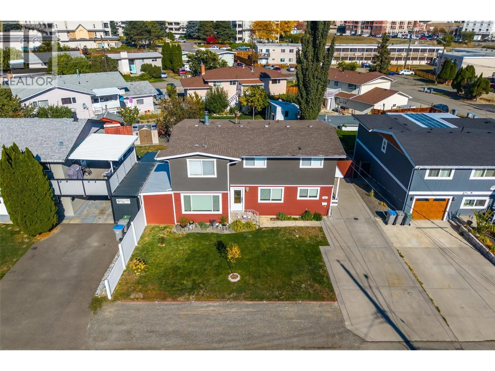 732 Ivy Avenue