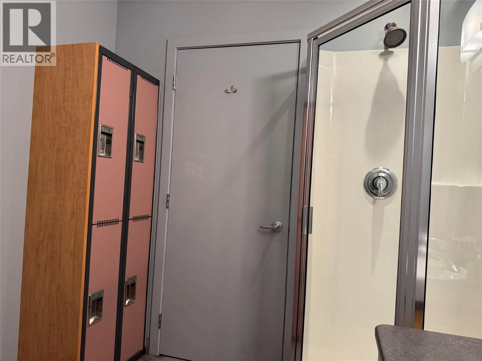 13615 Victoria Road N Unit# 104