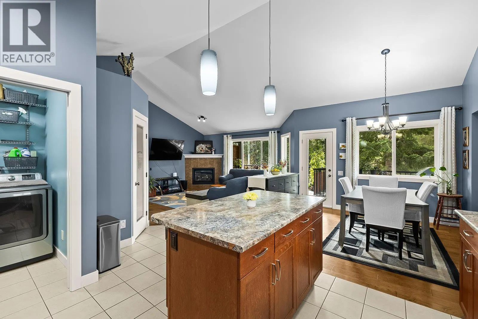 2095 Bernau Court