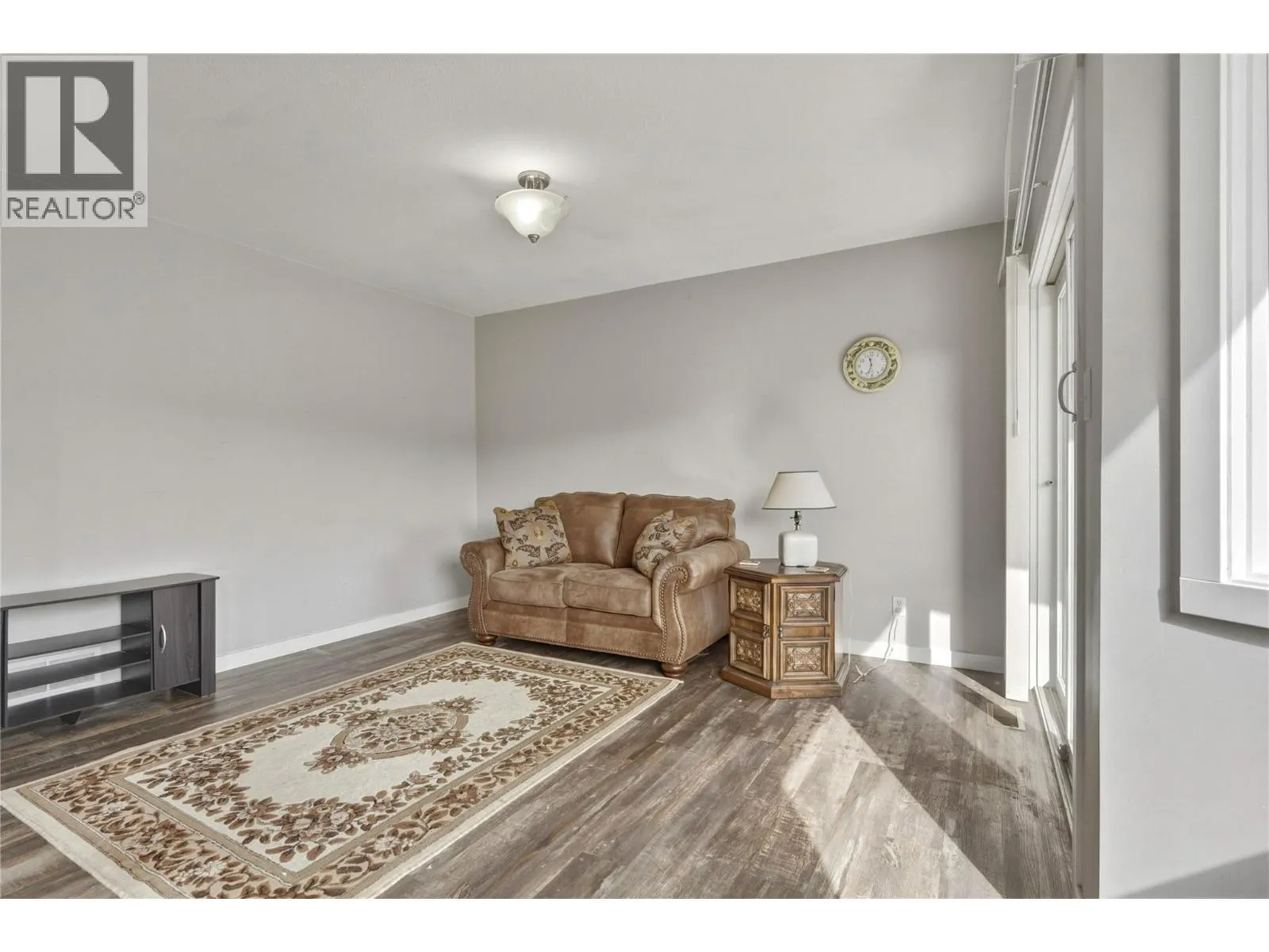317 3rd Street