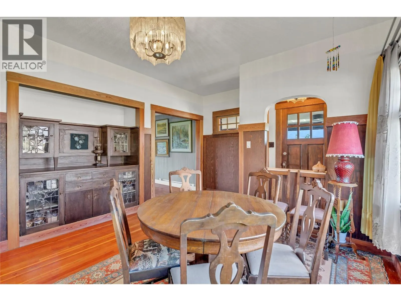 235 Middle Bench Road N