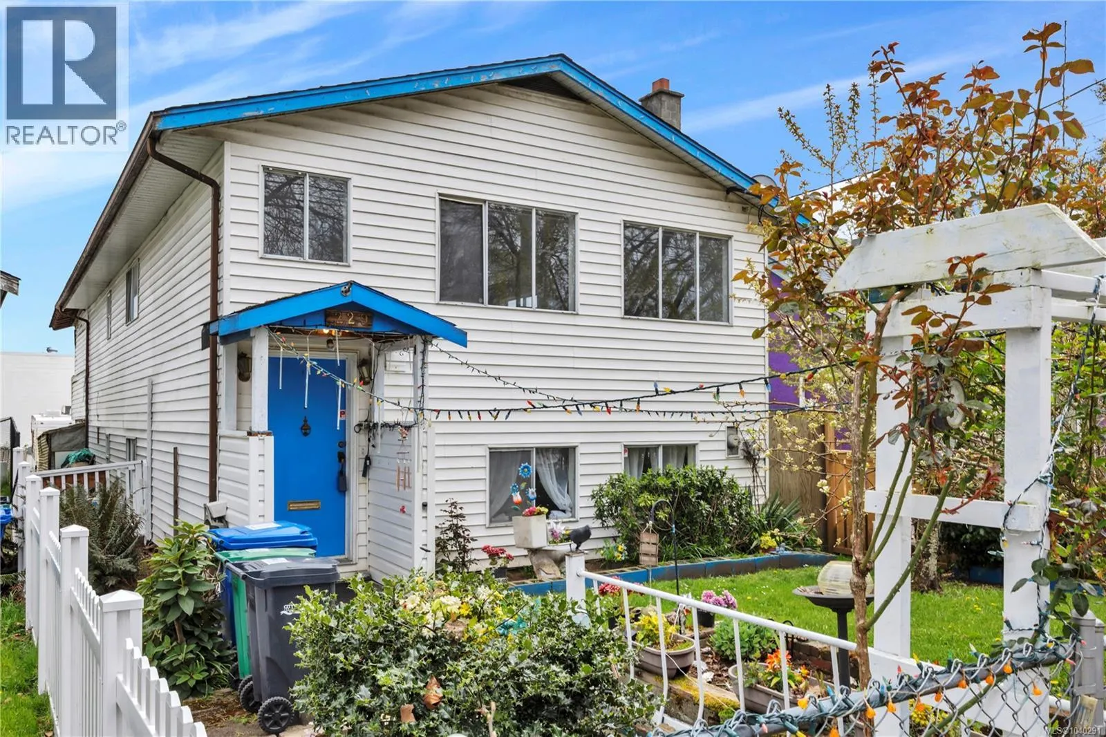 229 Irwin St