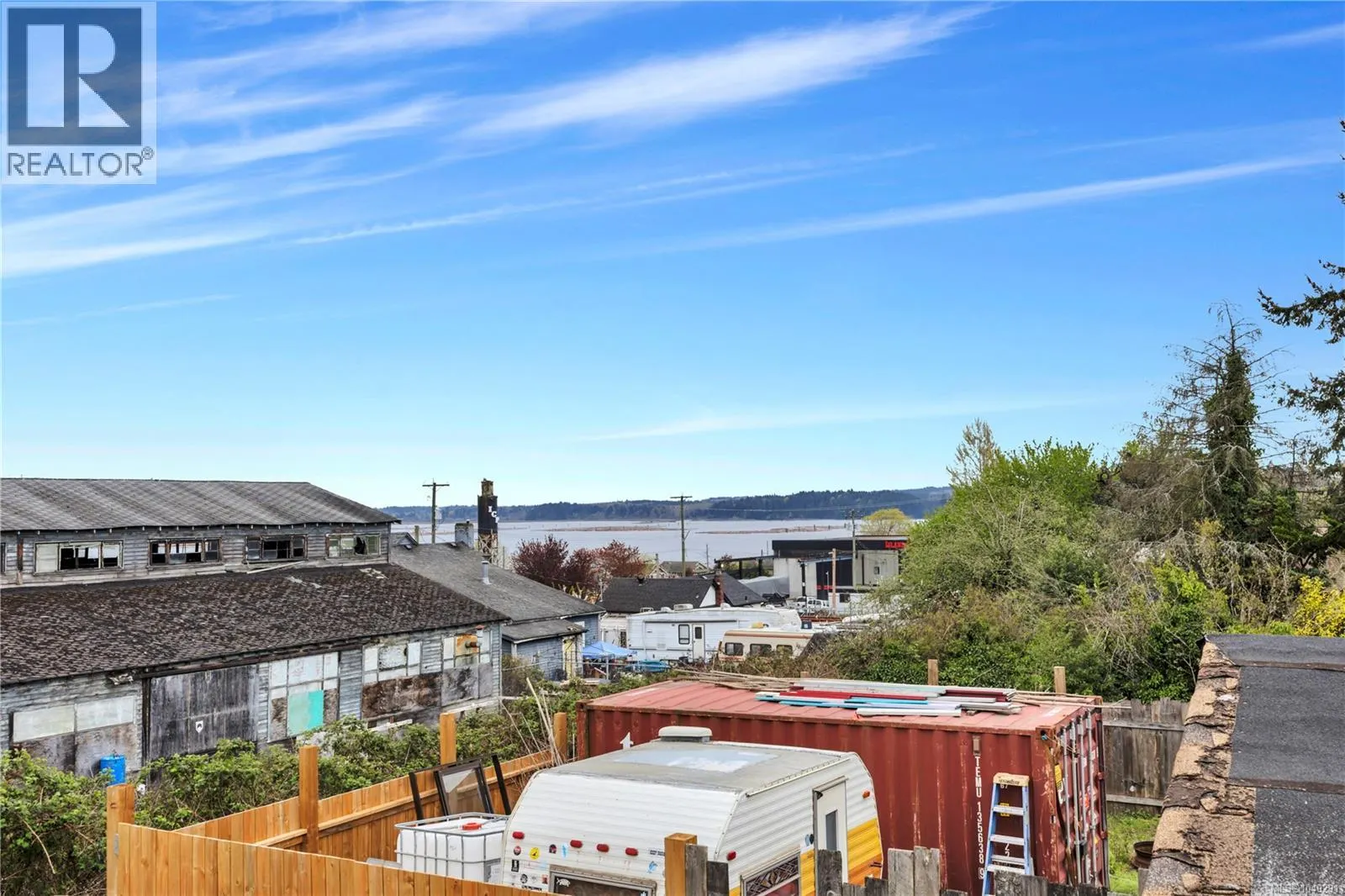 229 Irwin St