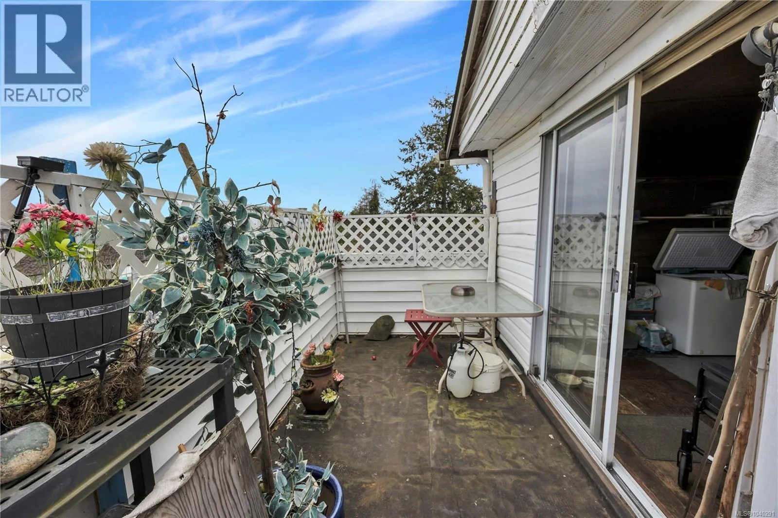 229 Irwin St