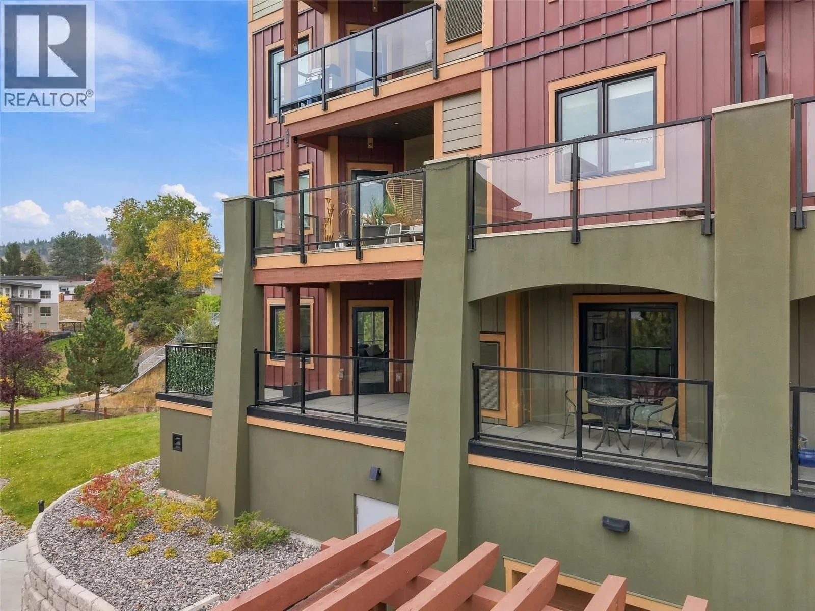1405 SPRINGHILL Drive Unit# 2103