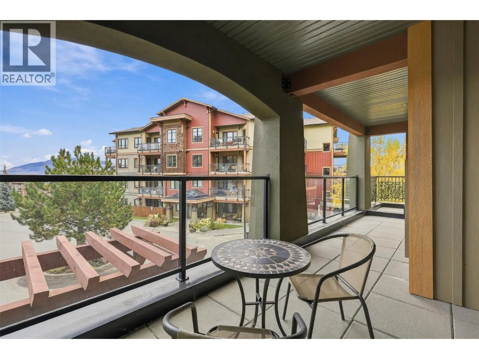 1405 SPRINGHILL Drive Unit# 2103