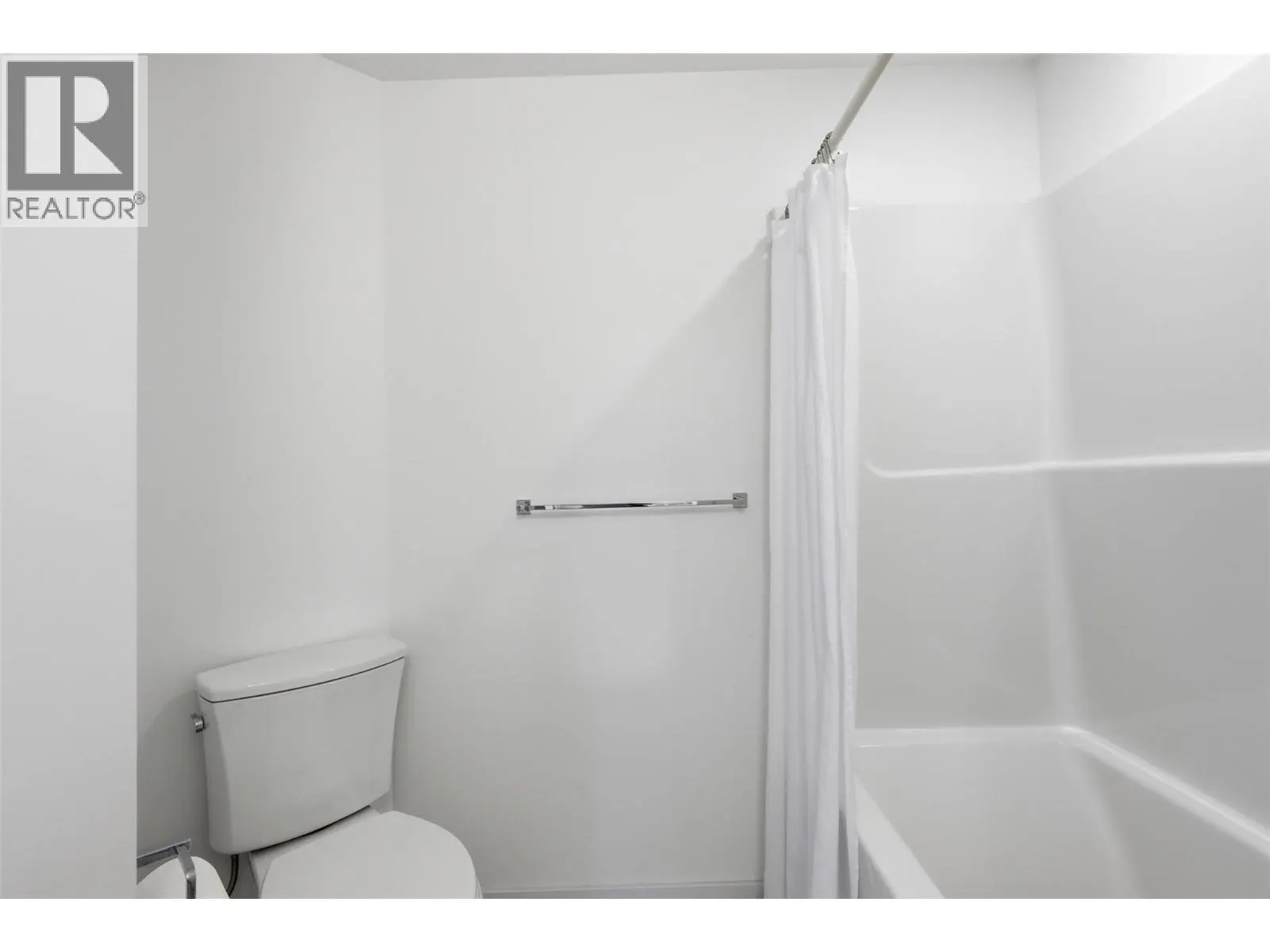 1405 SPRINGHILL Drive Unit# 2103