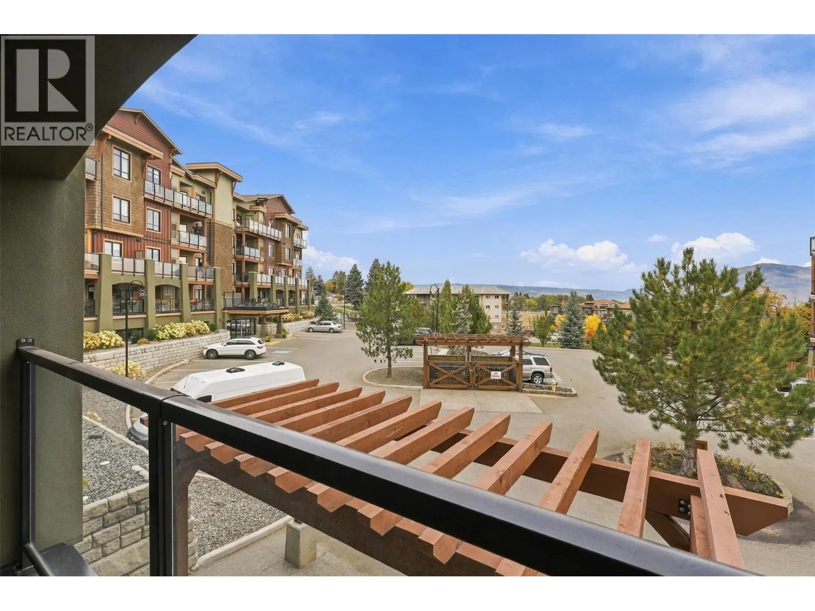 1405 SPRINGHILL Drive Unit# 2103