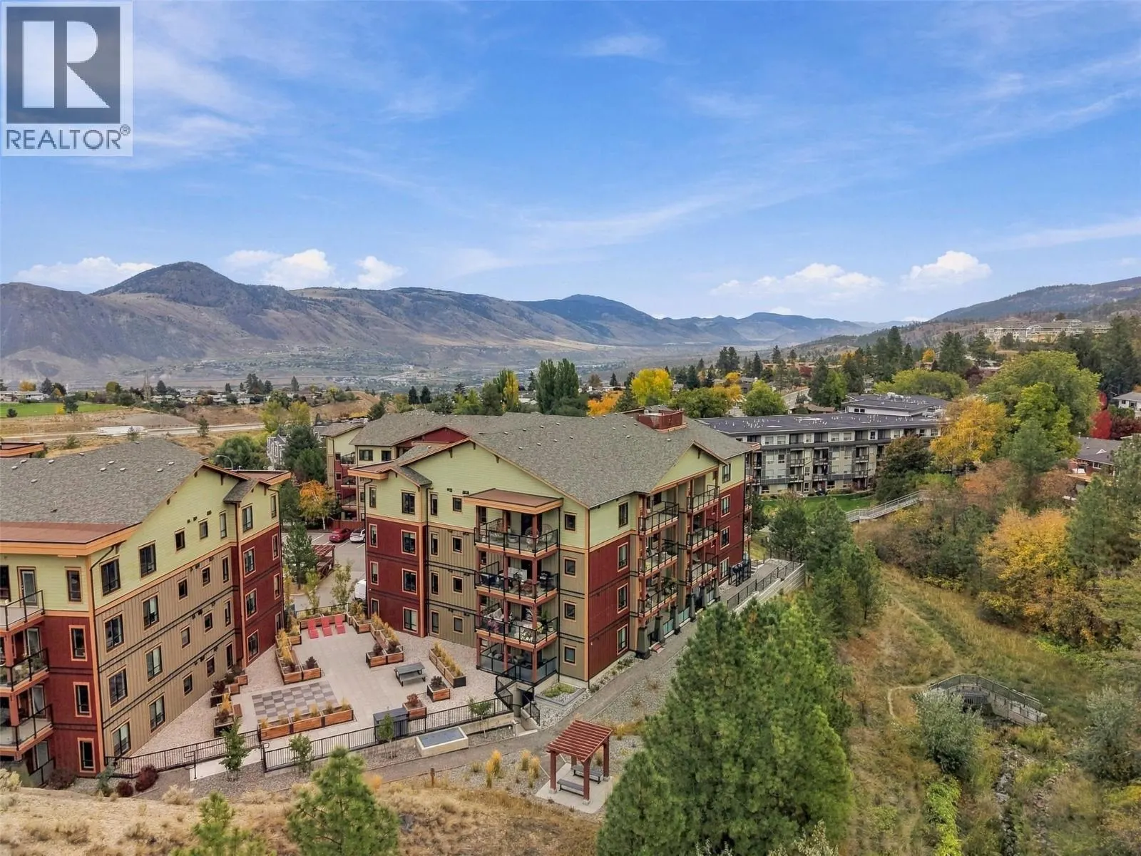 1405 SPRINGHILL Drive Unit# 2103