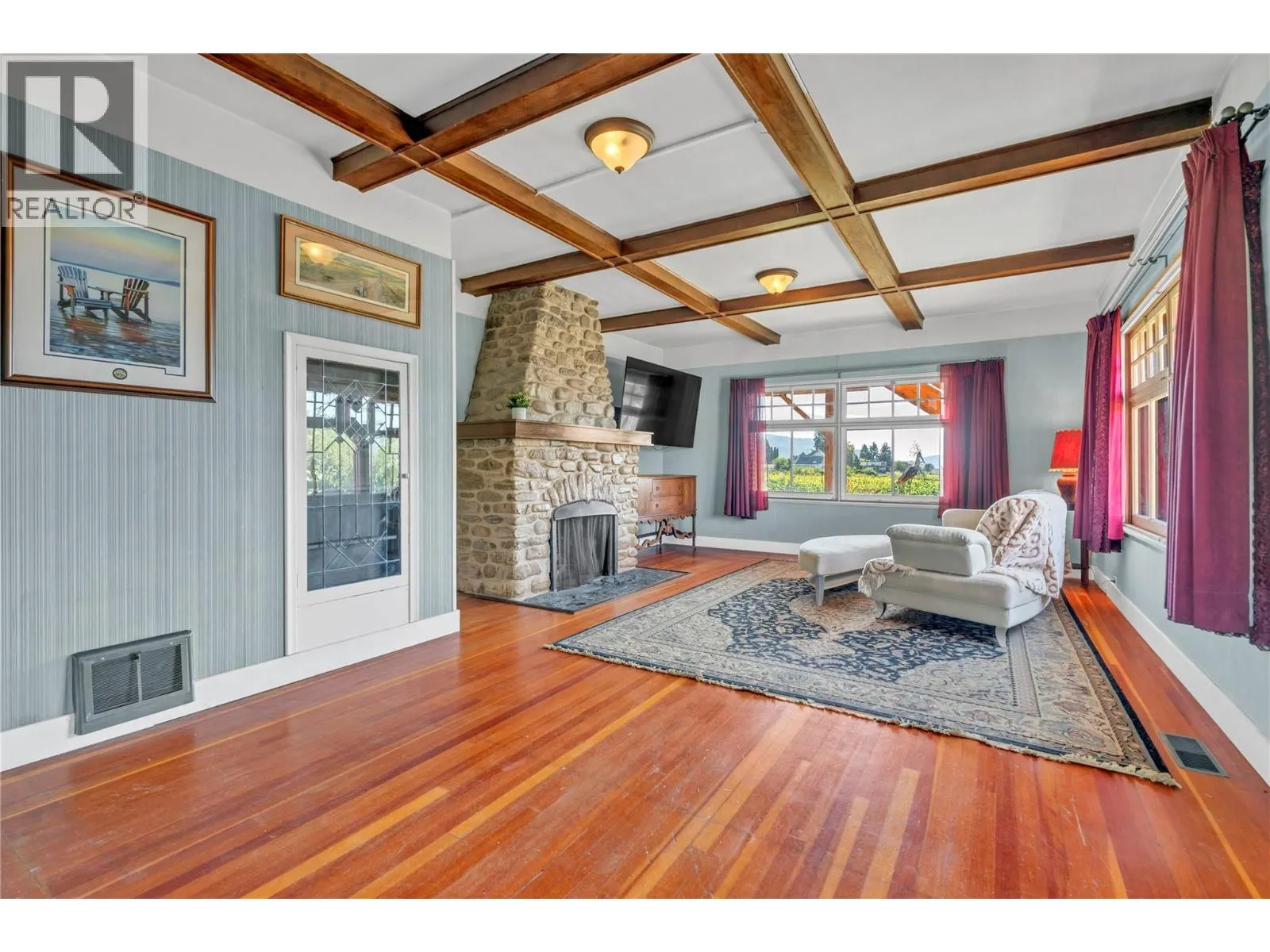 235 Middle Bench Road N