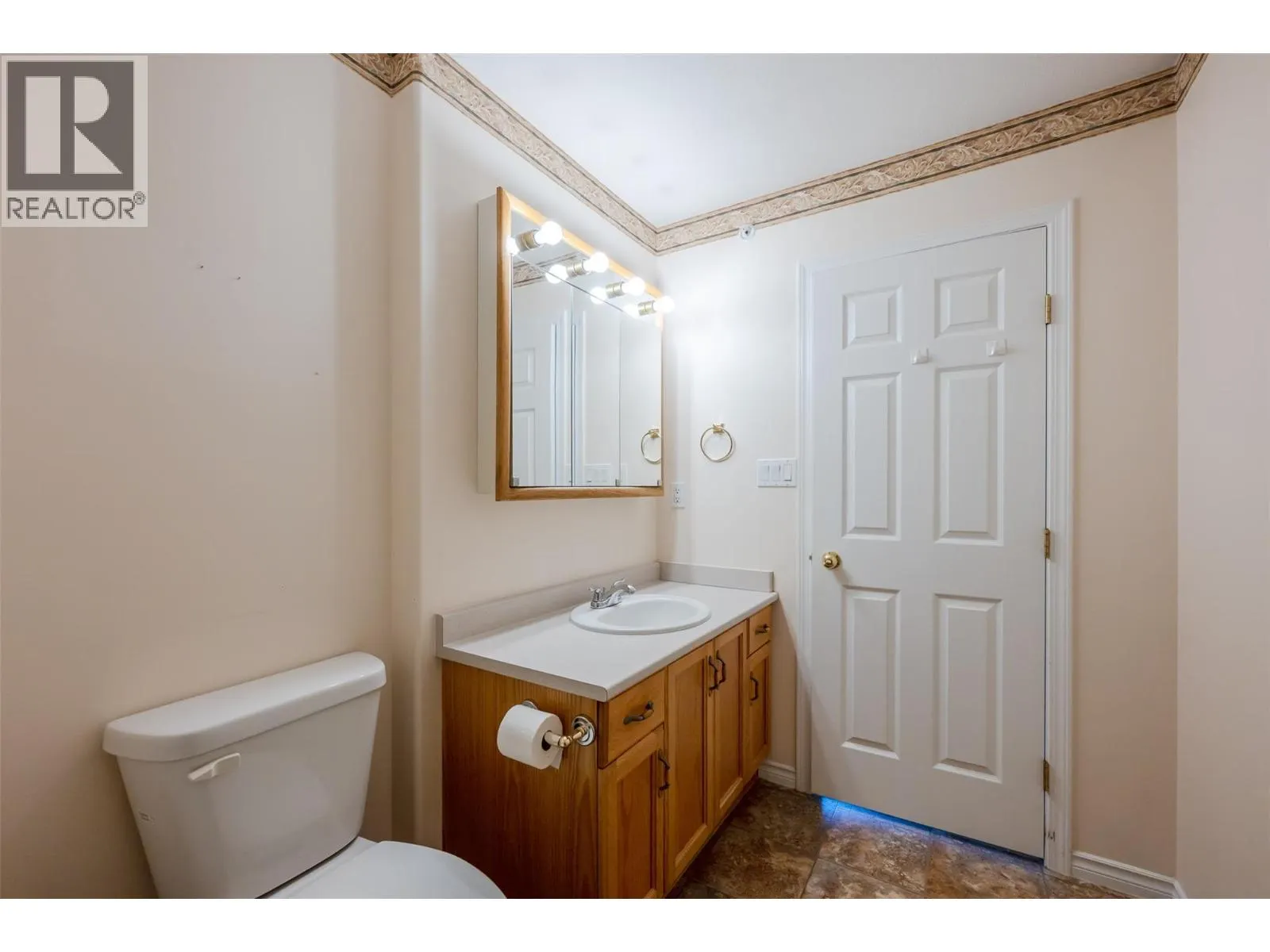 2255 ATKINSON Street Unit# 807