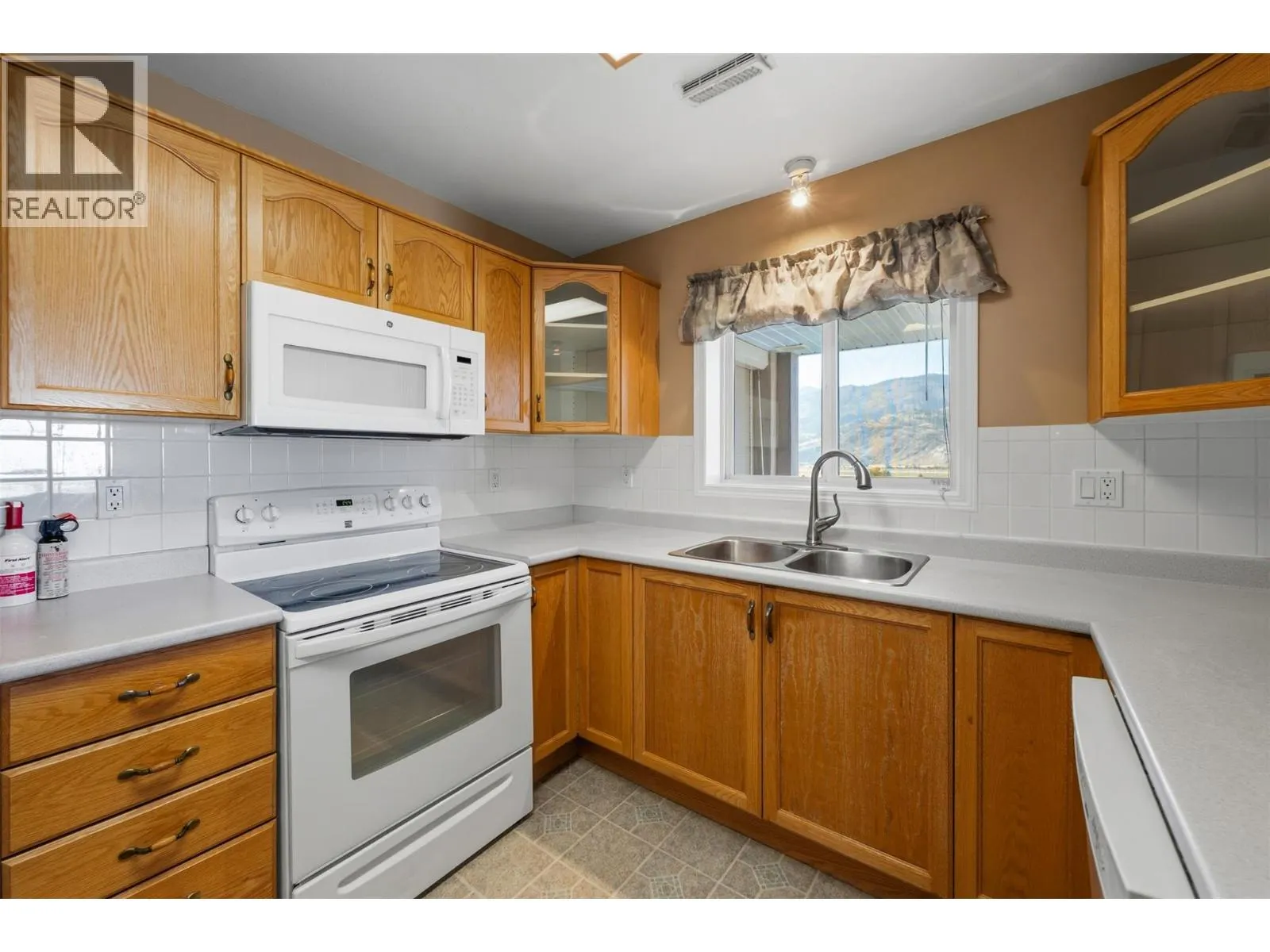 2255 ATKINSON Street Unit# 807