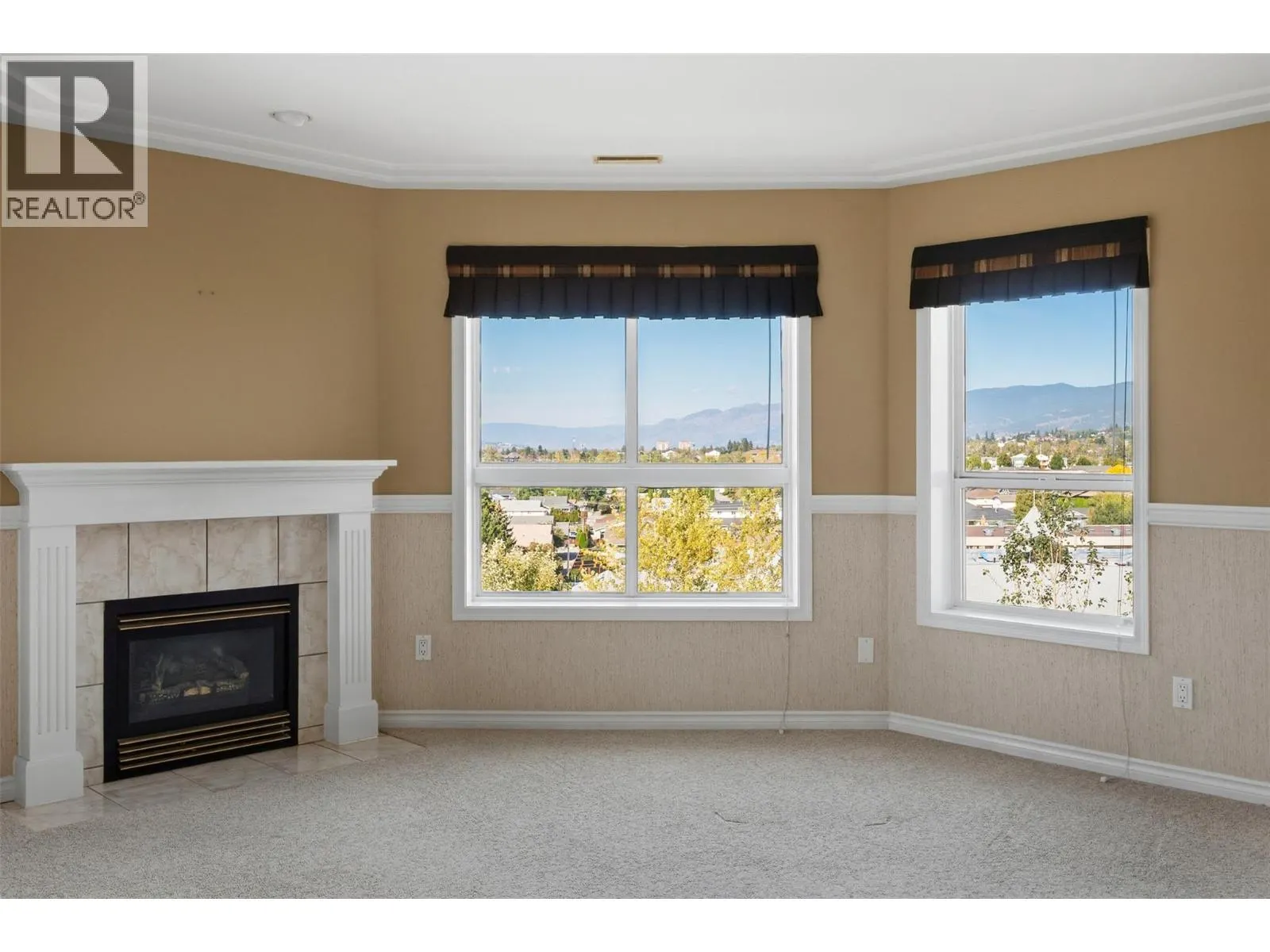 2255 ATKINSON Street Unit# 807