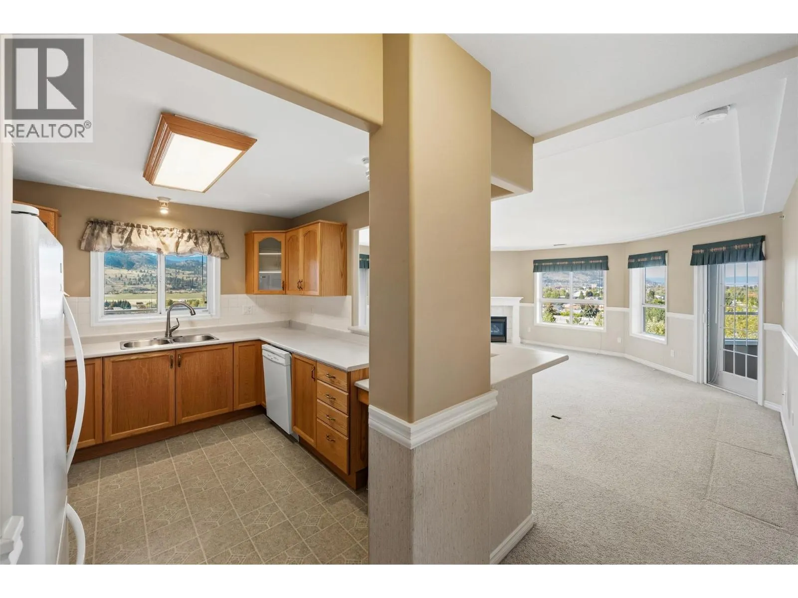 2255 ATKINSON Street Unit# 807