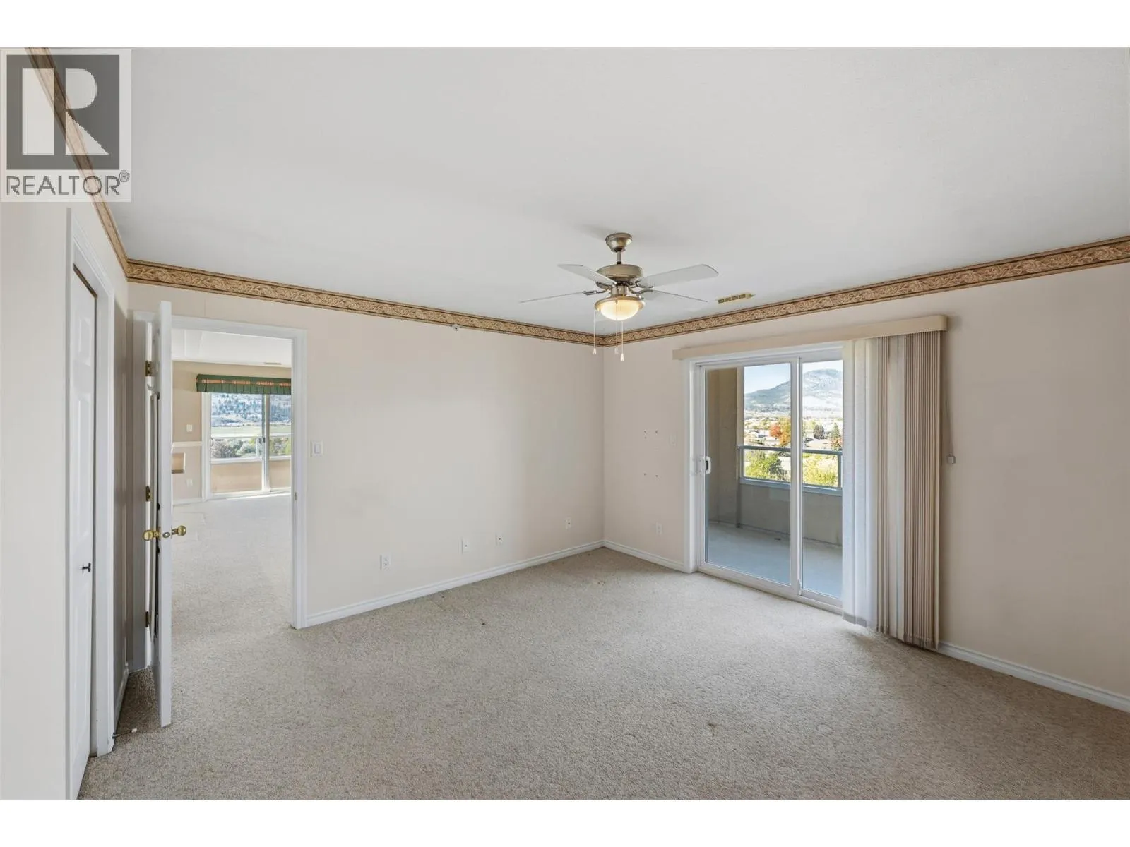 2255 ATKINSON Street Unit# 807