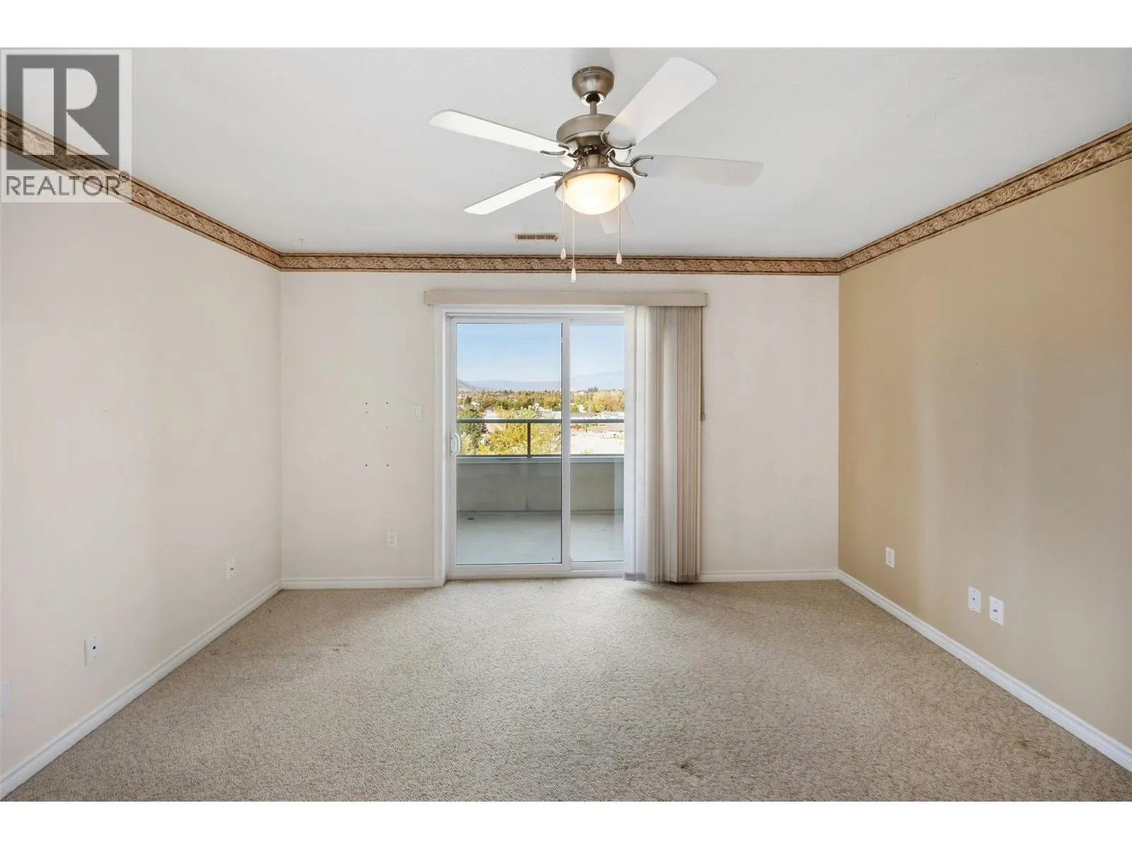 2255 ATKINSON Street Unit# 807