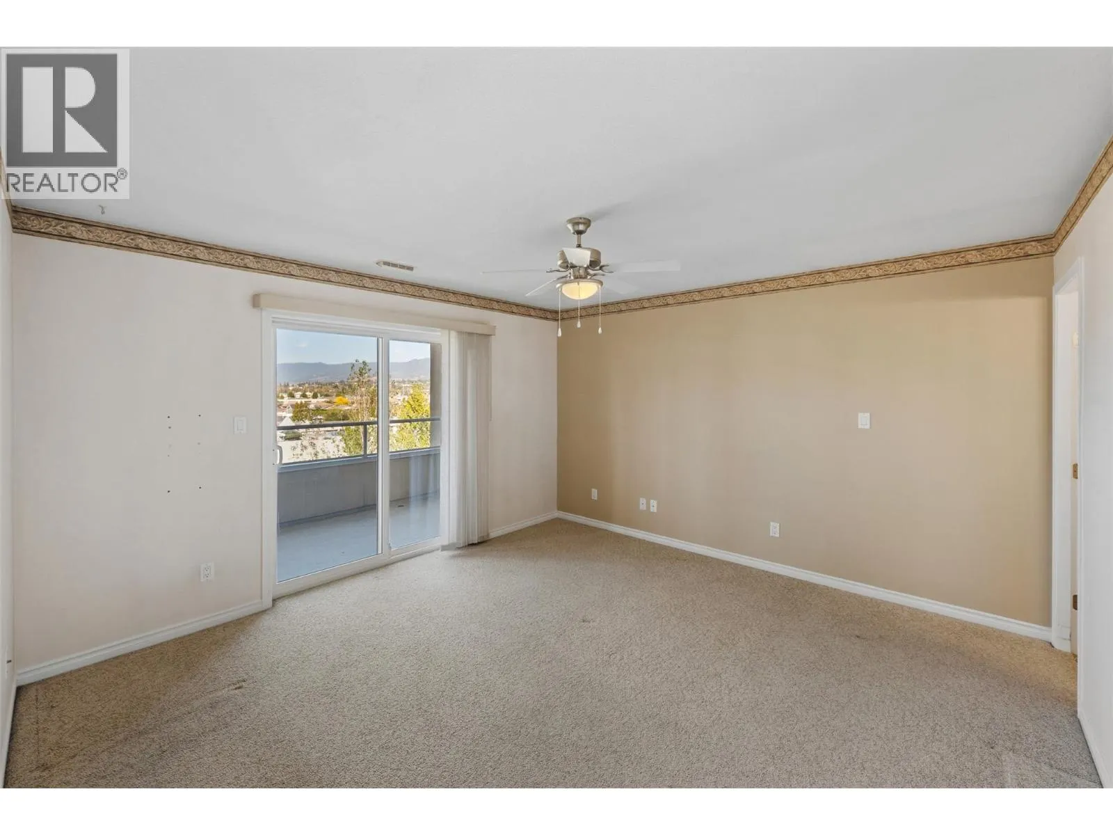 2255 ATKINSON Street Unit# 807