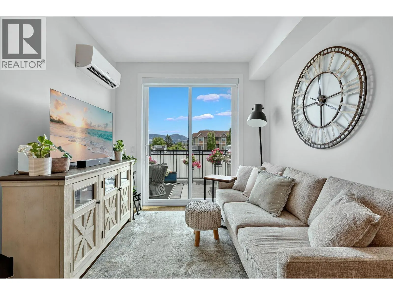 2627 Gore Street Unit# 303